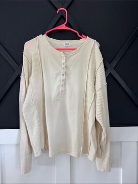 BKE Ivory Henley Waffle & Rib Mixed-Knit Top